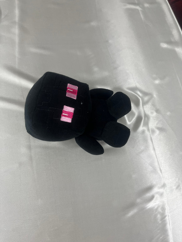 عروسک طرح ایندرمن ماینکرافت ۲۲ سانتی